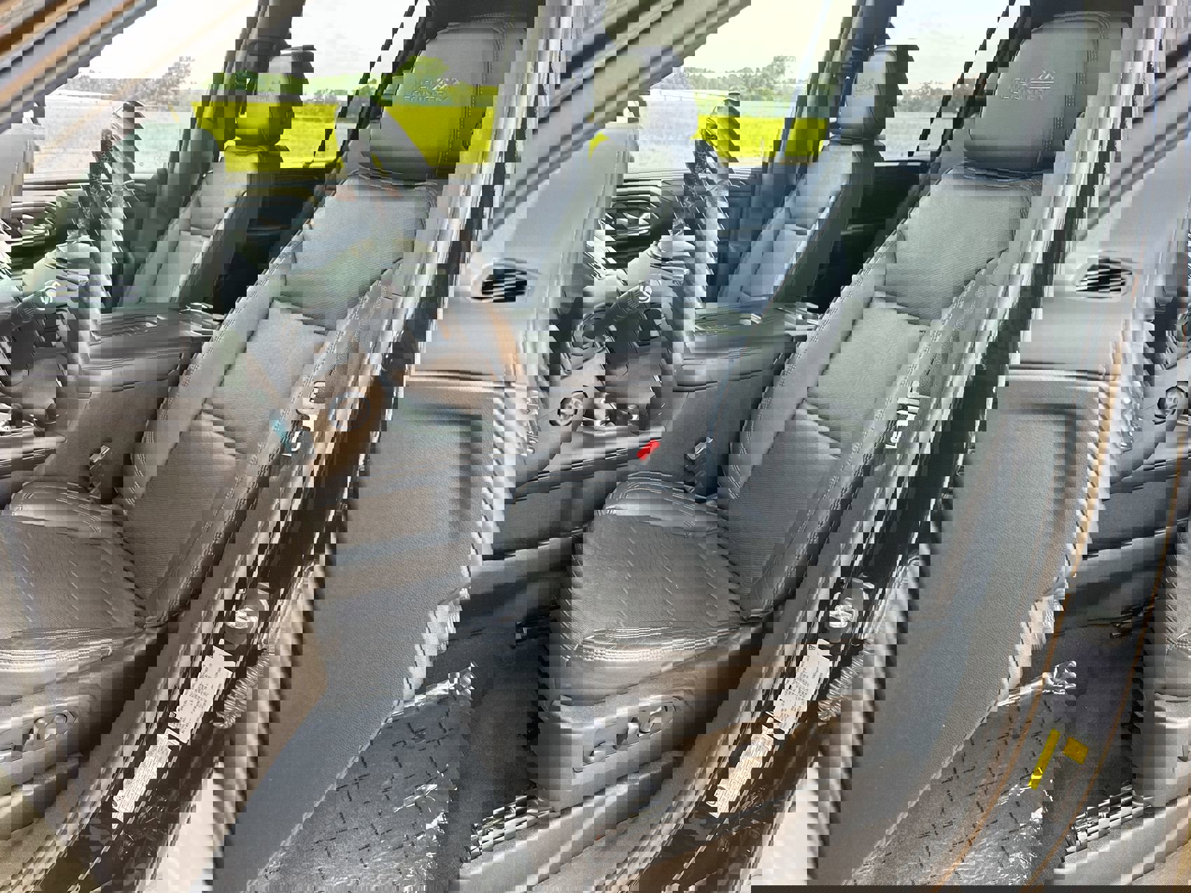 Used 2021 Chevrolet Suburban High Country image 11