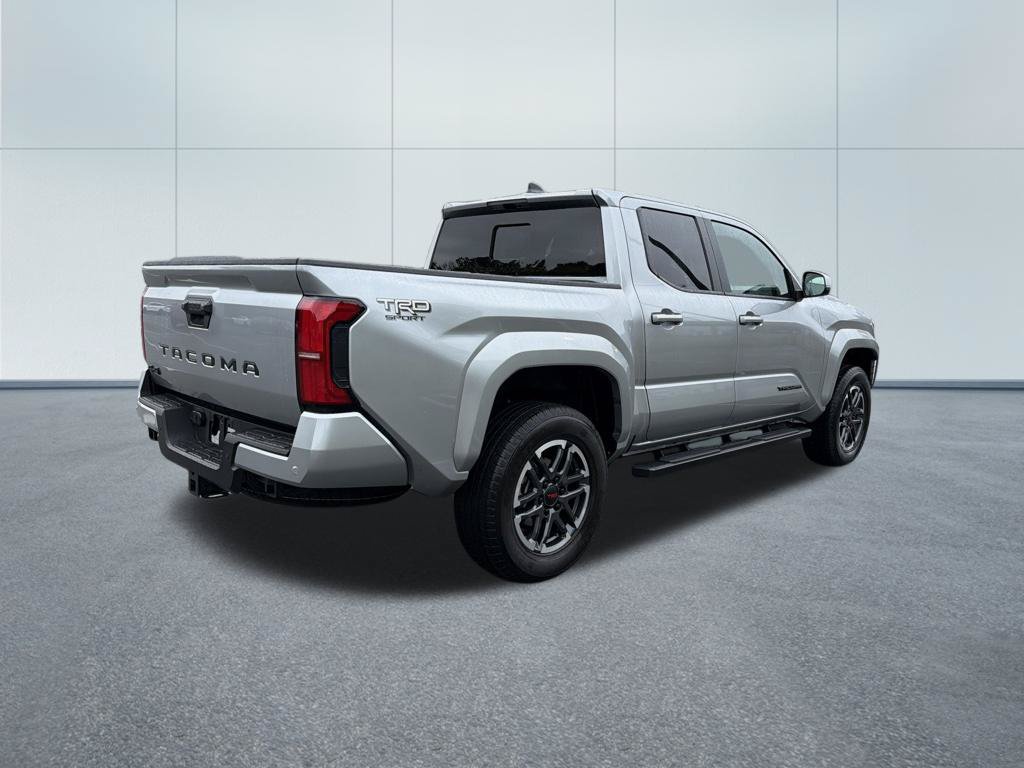 Used 2024 Toyota Tacoma TRD Sport w/ TRD Sport Upgrade Package AWD/4WD image 5
