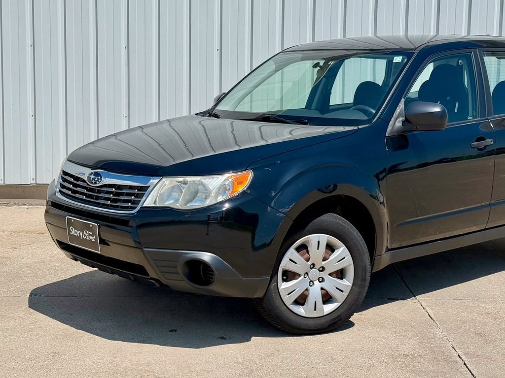 Used 2010 Subaru Forester 2.5X AWD/4WD image 2