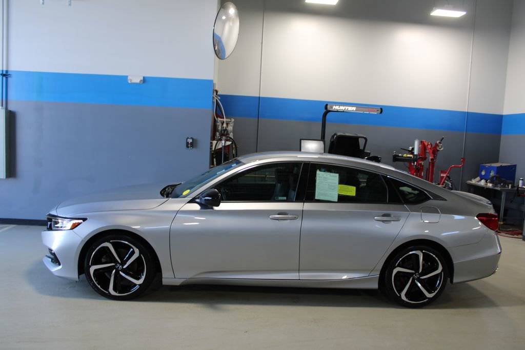Used 2022 Honda Accord Sport image 17