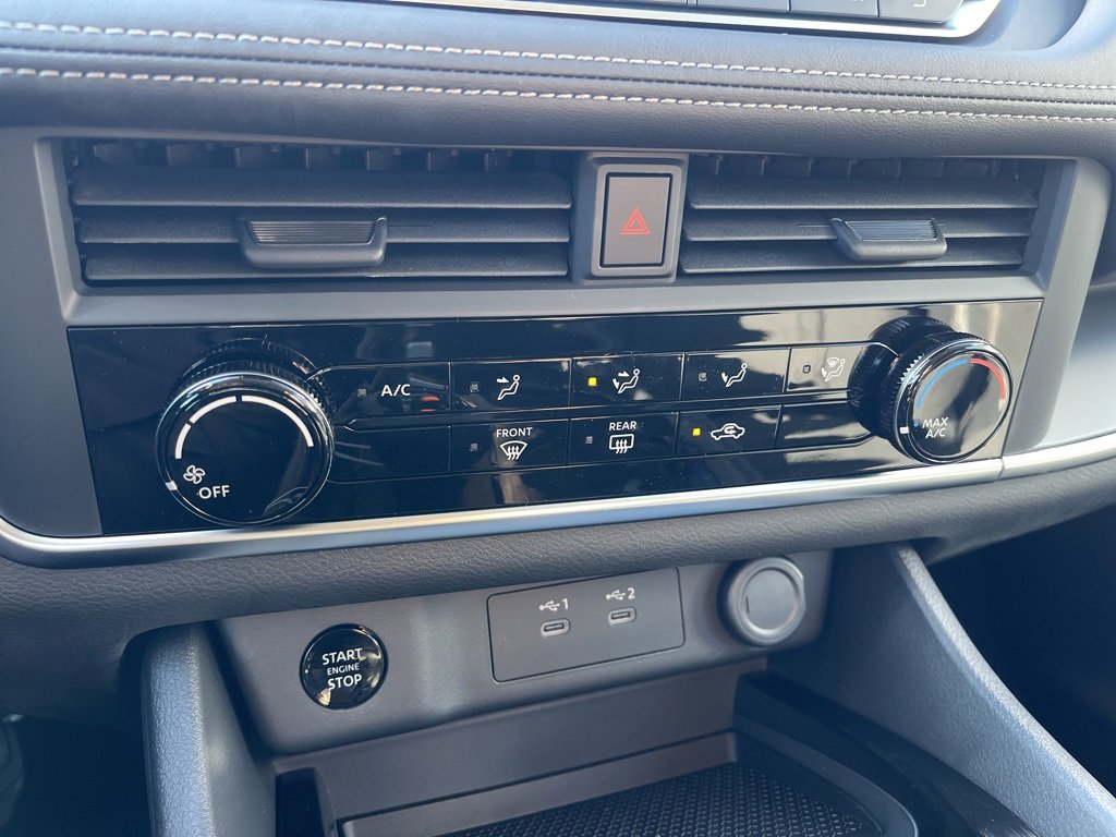 New 2026 Nissan Rogue S image 10