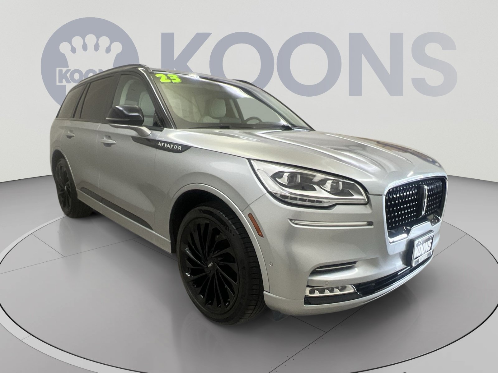 Used 2023 Lincoln Aviator Black Label AWD/4WD image 2
