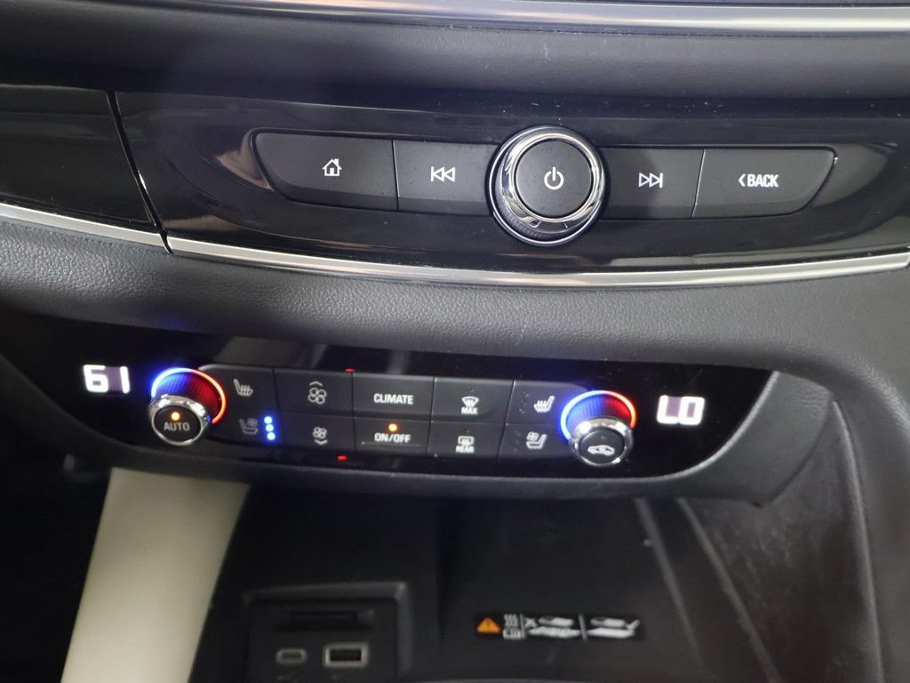 Used 2023 Buick Enclave Avenir w/ Avenir Technology Package AWD/4WD image 54