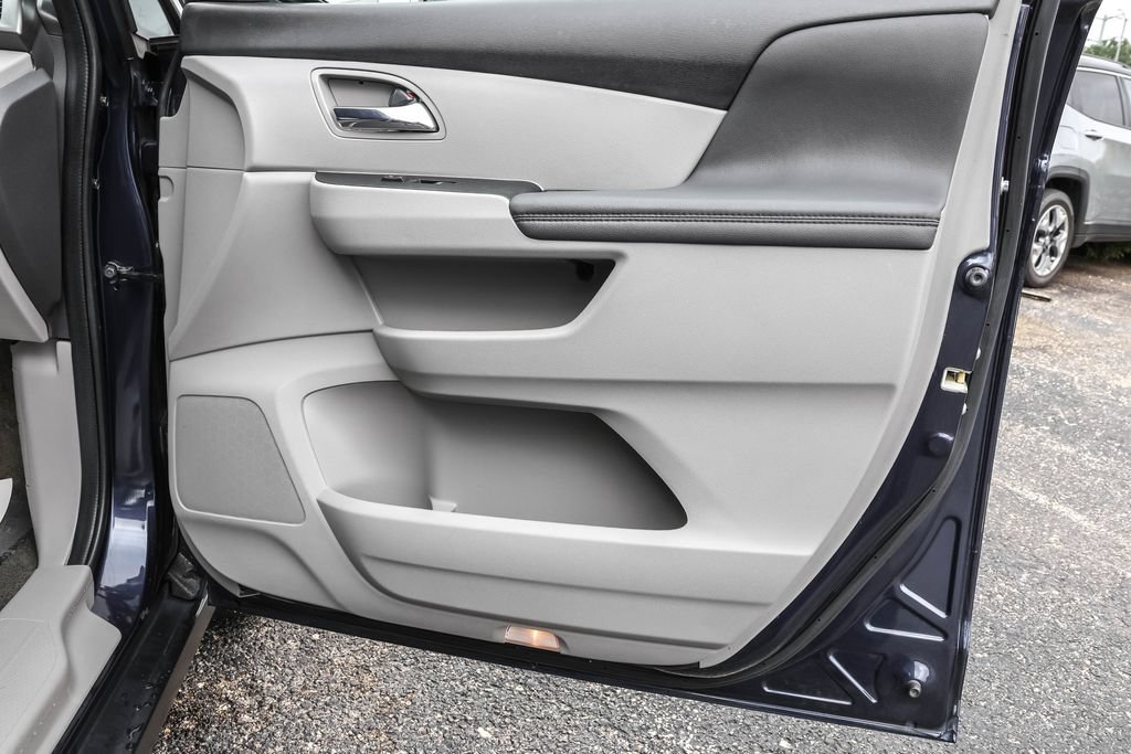 Used 2016 Honda Odyssey EX-L image 36