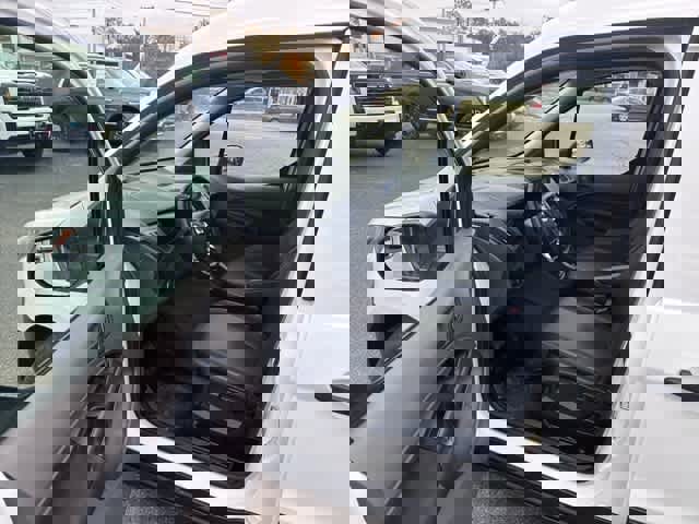 Used 2022 Ford Transit Connect XL image 16