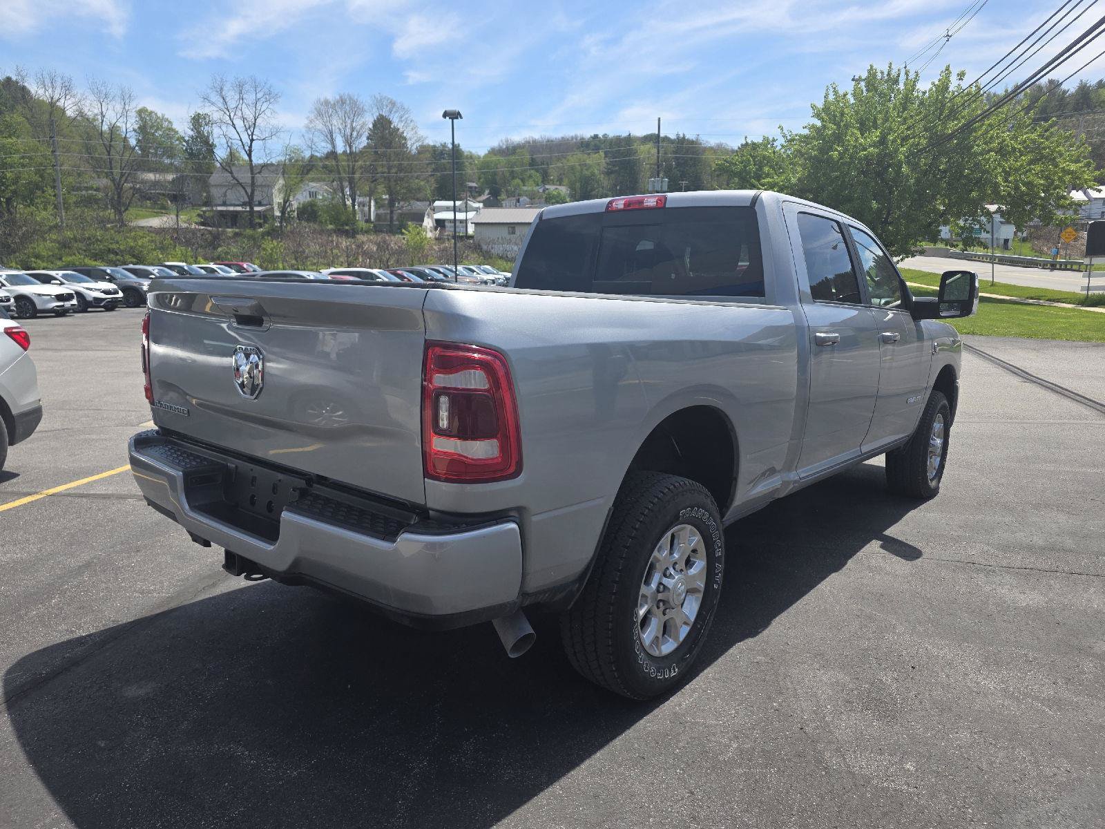 Used 2024 RAM 2500 Laramie w/ Safety Group AWD/4WD image 7