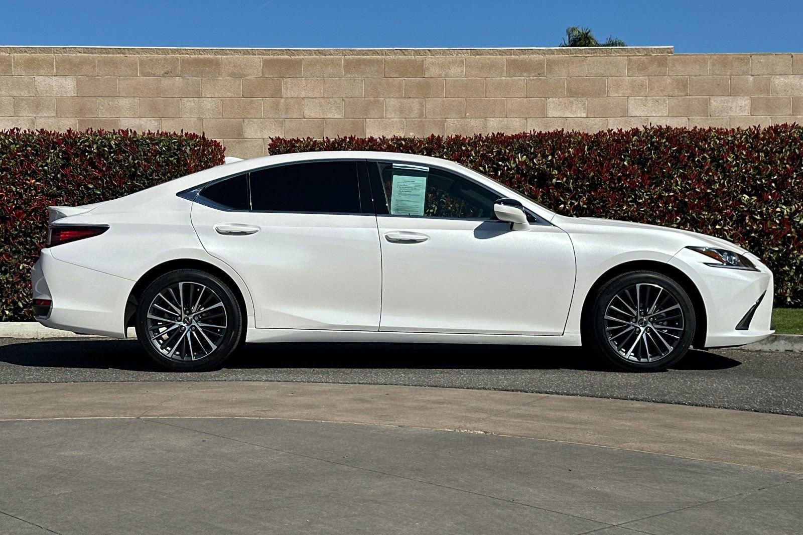 Certified 2025 Lexus ES 300h ES 300h w/ Premium Package image 3
