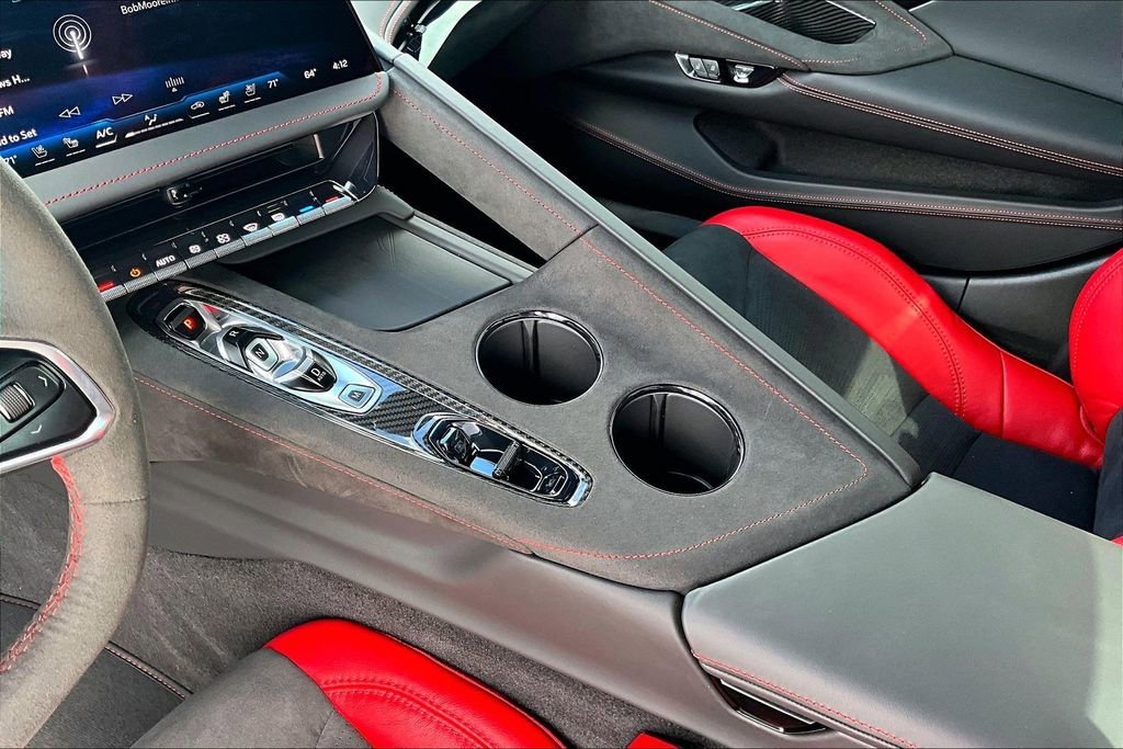 Used 2026 Chevrolet Corvette Stingray Premium Conv w/ Z51 Performance Package RWD image 13