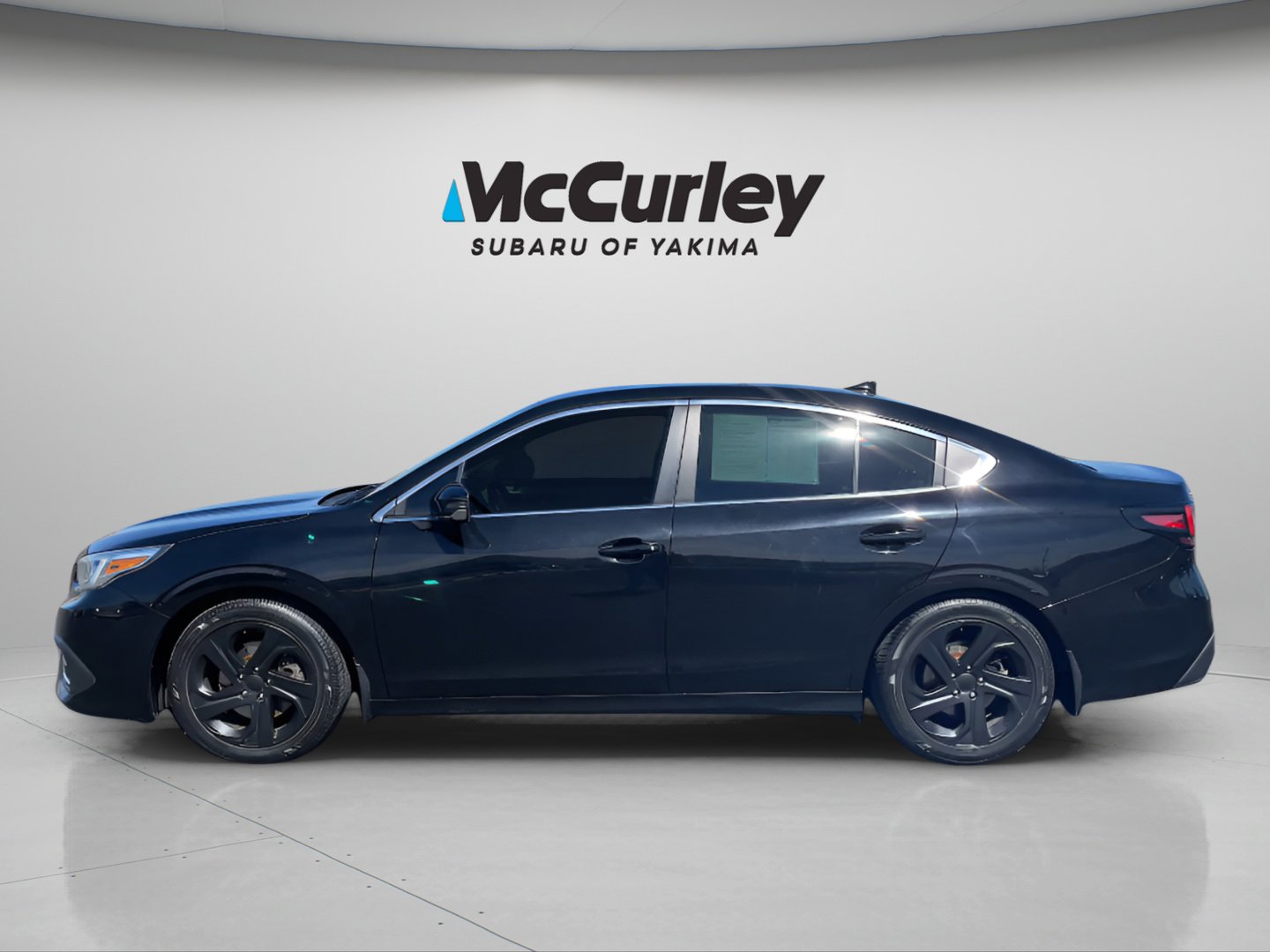 Used 2020 Subaru Legacy Limited w/ Popular Package #2 AWD/4WD image 2