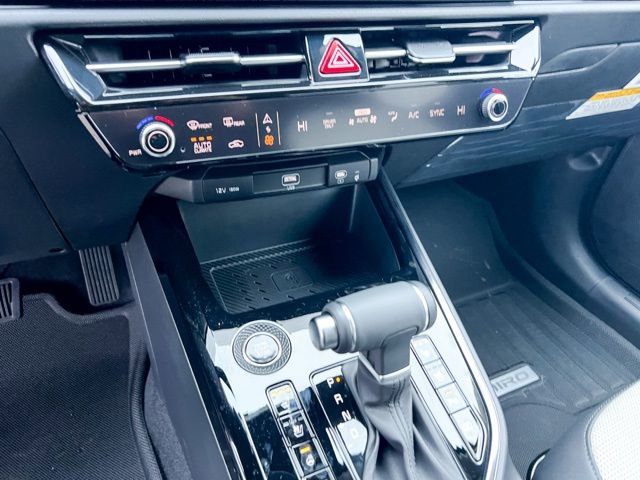 New 2025 Kia Niro SX image 19