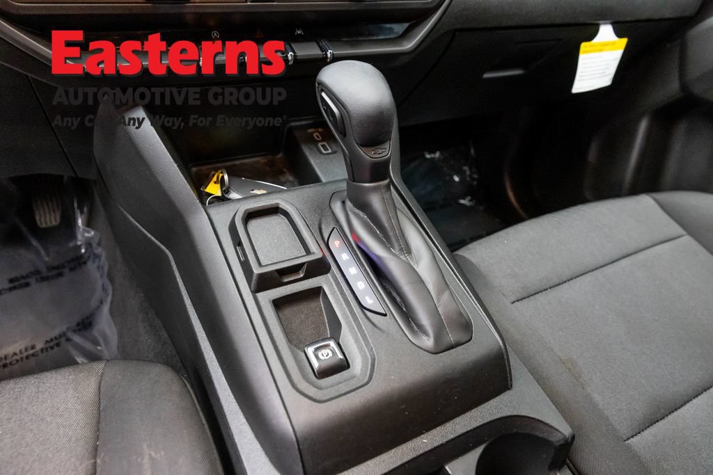 Used 2023 Chevrolet Colorado W/T RWD image 12