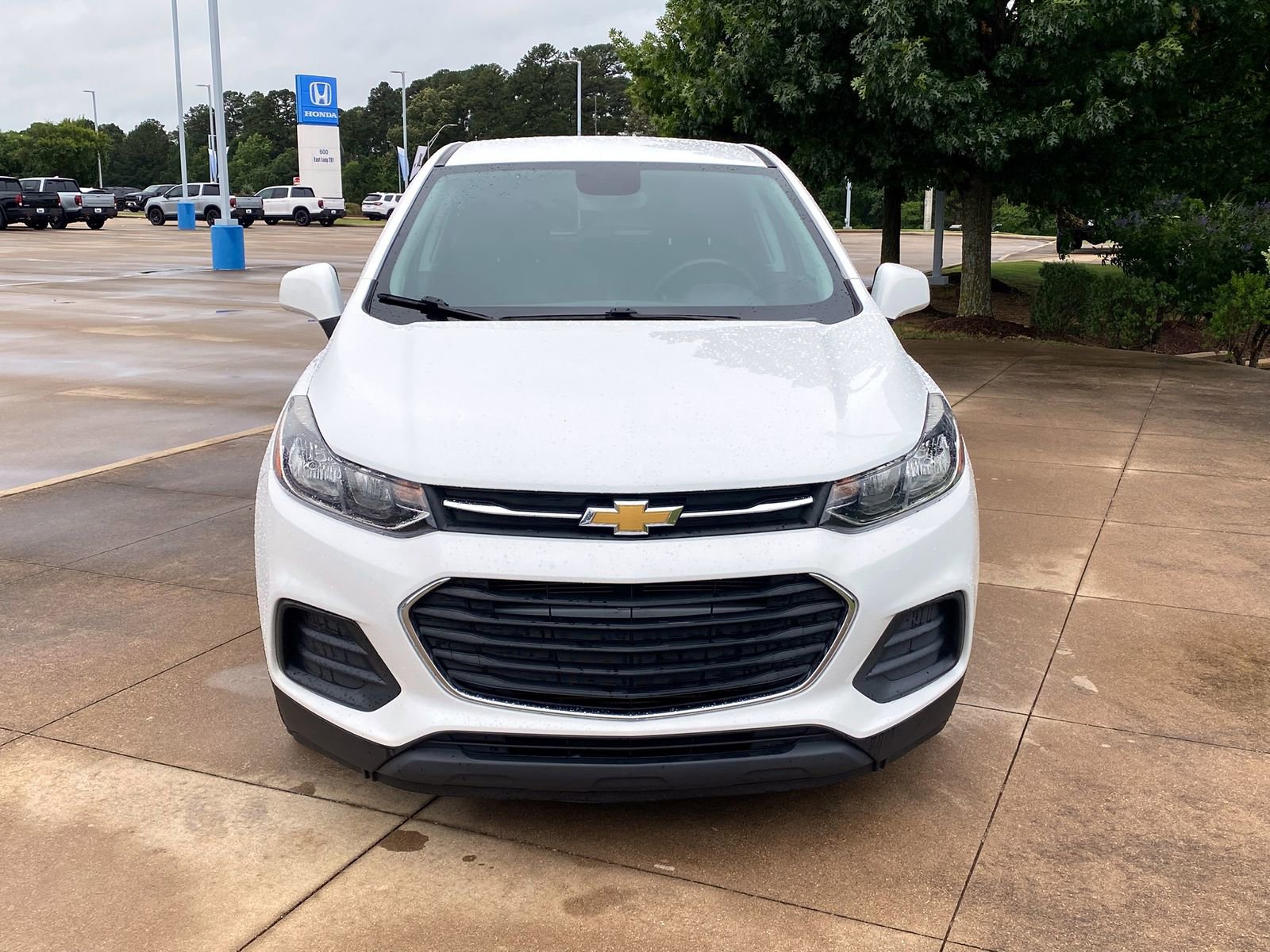 Used 2020 Chevrolet Trax LS w/ Tint and Cruise Package FWD video 2