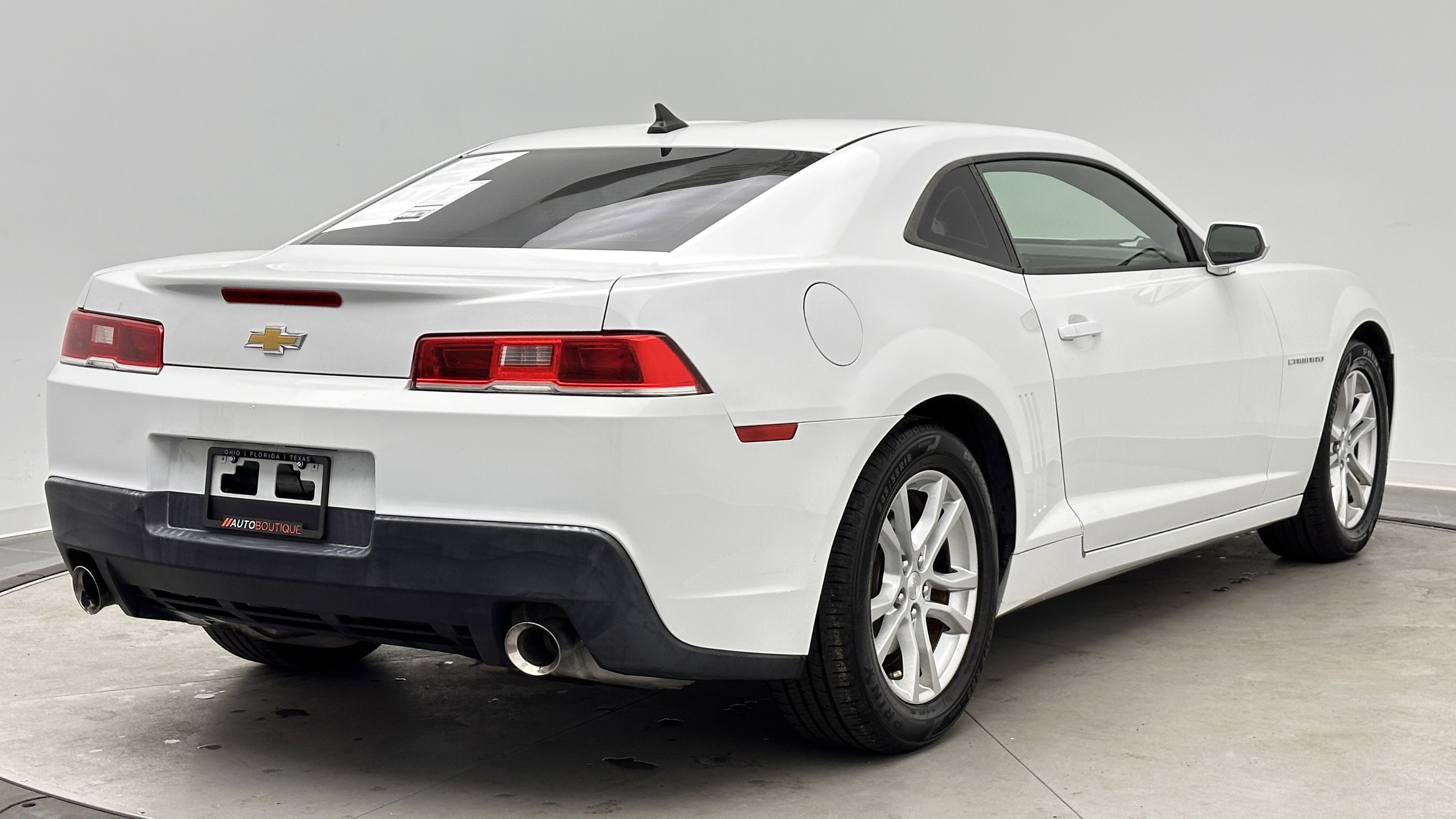 Used 2014 Chevrolet Camaro LS RWD image 7