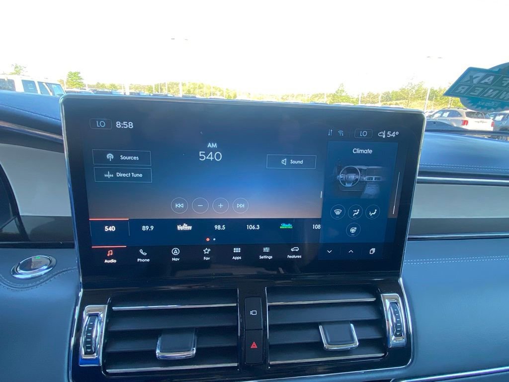 Used 2022 Lincoln Navigator Black Label image 14