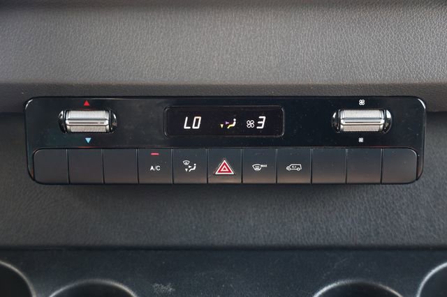 Used 2019 Mercedes-Benz Sprinter 144 image 30