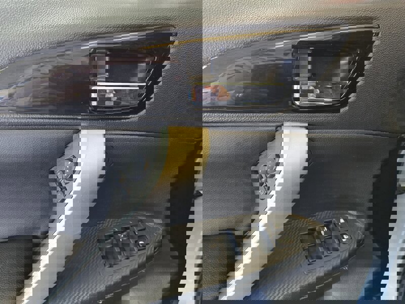 Used 2024 Mitsubishi Eclipse Cross SE image 17