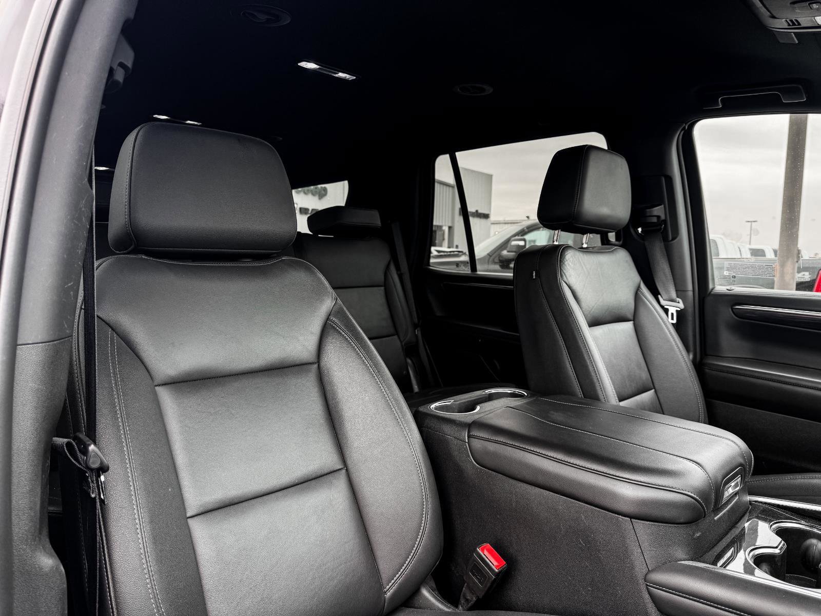 Used 2025 Chevrolet Tahoe LT image 9