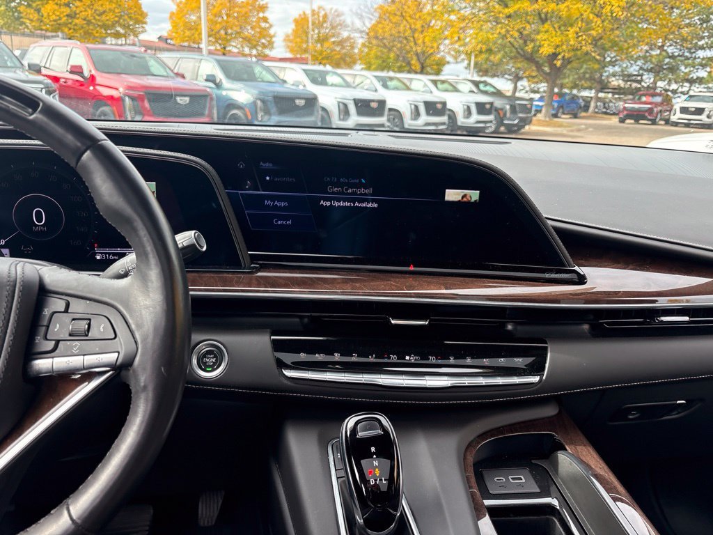 Used 2022 Cadillac Escalade Sport Platinum AWD/4WD image 13