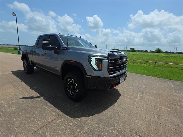 Used 2026 GMC Sierra 2500 AT4X AWD/4WD image 4