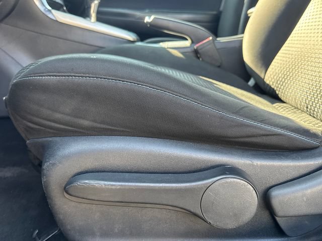 Used 2016 Nissan Sentra SR FWD image 18