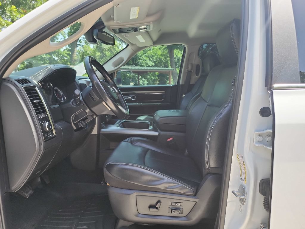 Used 2018 RAM 2500 Laramie w/ Sport Appearance Group RWD image 16