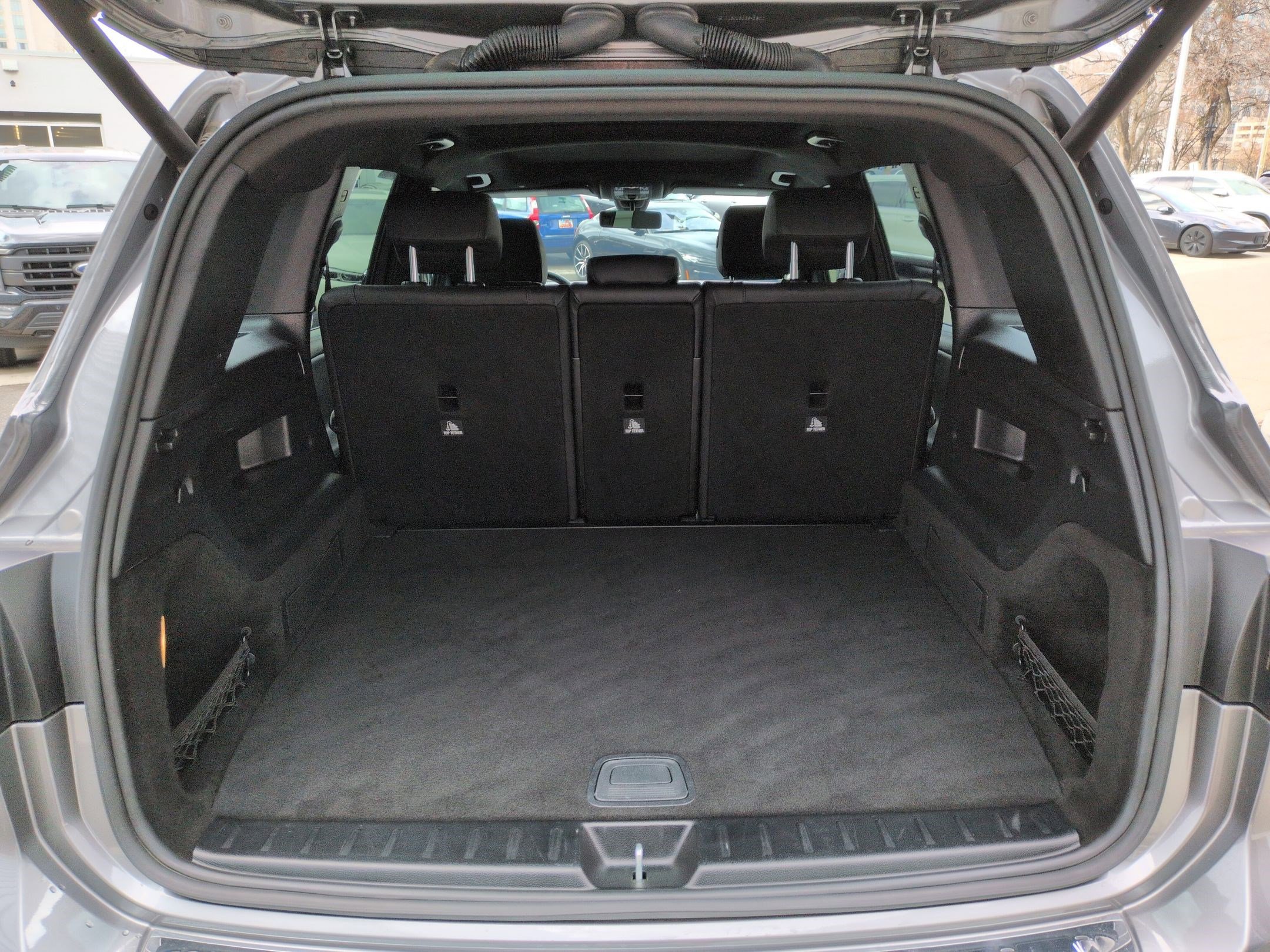 Certified 2023 Mercedes-Benz GLB 250 4MATIC w/ Premium Package image 29