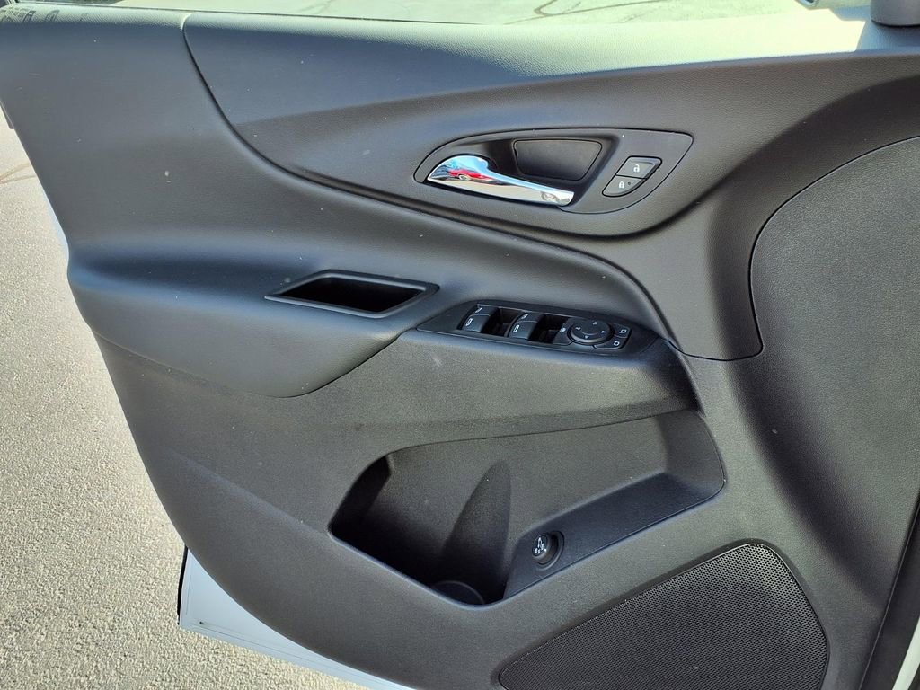 Used 2024 Chevrolet Equinox LT w/ LPO, Floor Liner Package FWD image 19