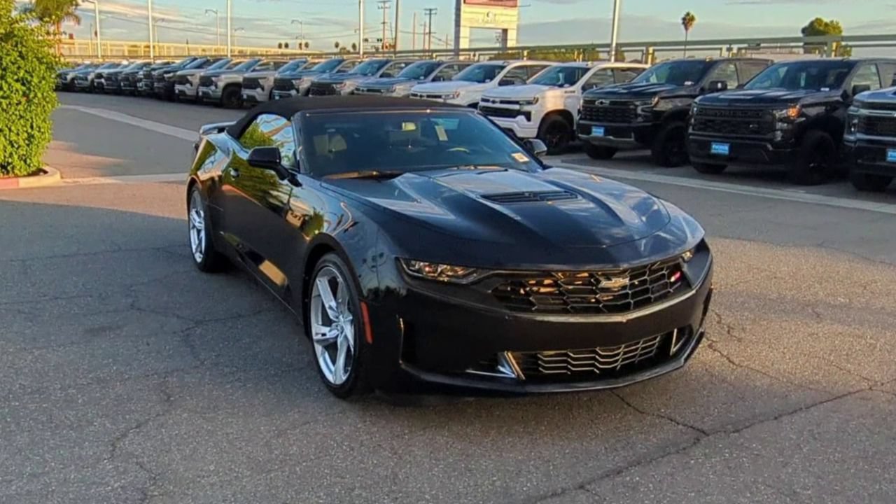 Used 2023 Chevrolet Camaro LT w/ RS Package RWD image 2