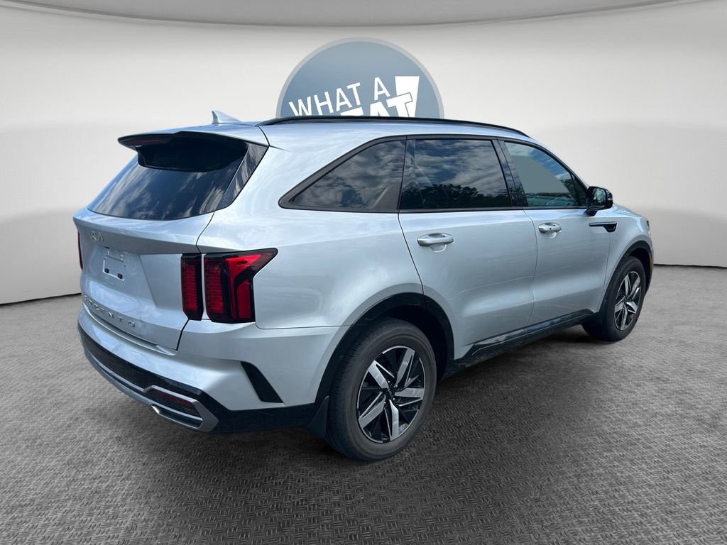 Used 2022 Kia Sorento S FWD image 3
