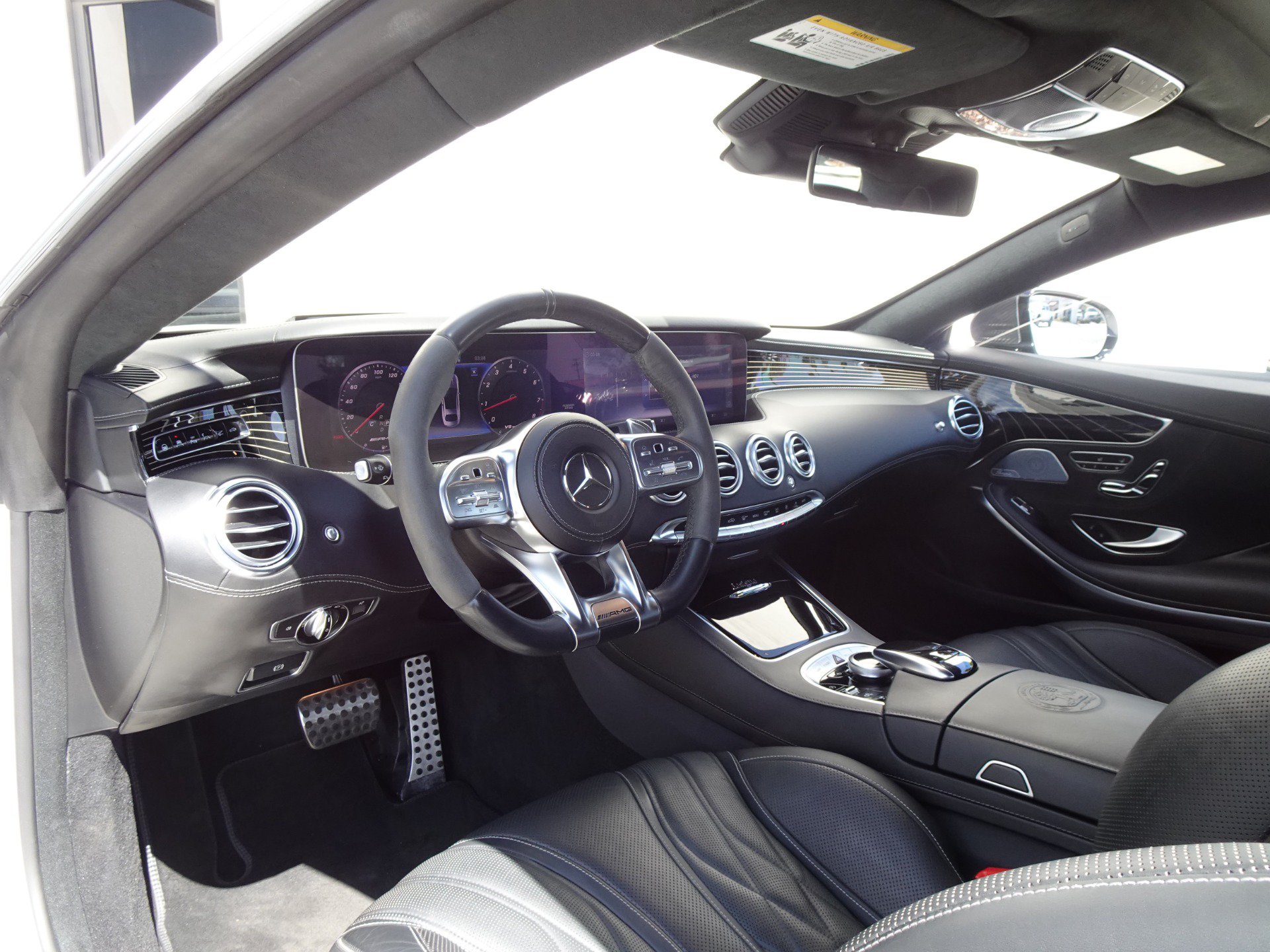 Used 2018 Mercedes-Benz S 63 AMG 4MATIC Coupe w/ Carbon Fiber Package image 11