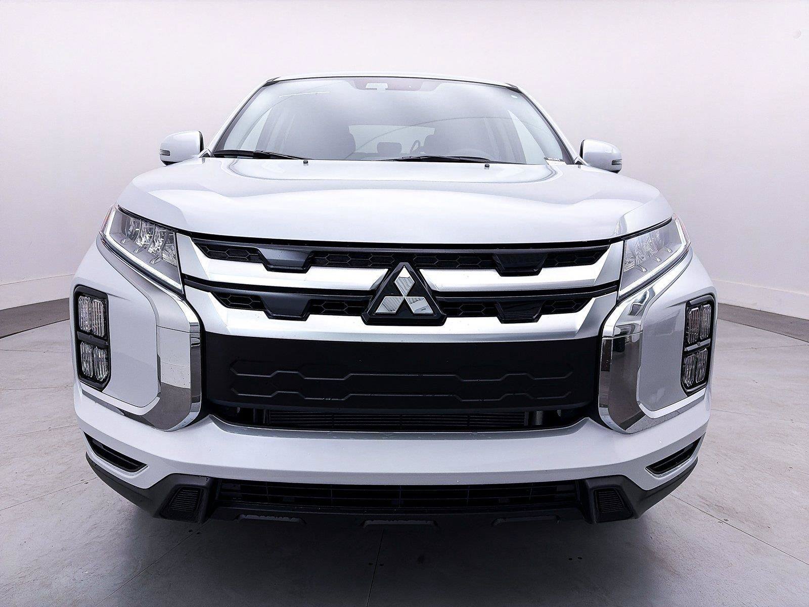 New 2026 Mitsubishi Outlander Sport SE AWD/4WD image 2