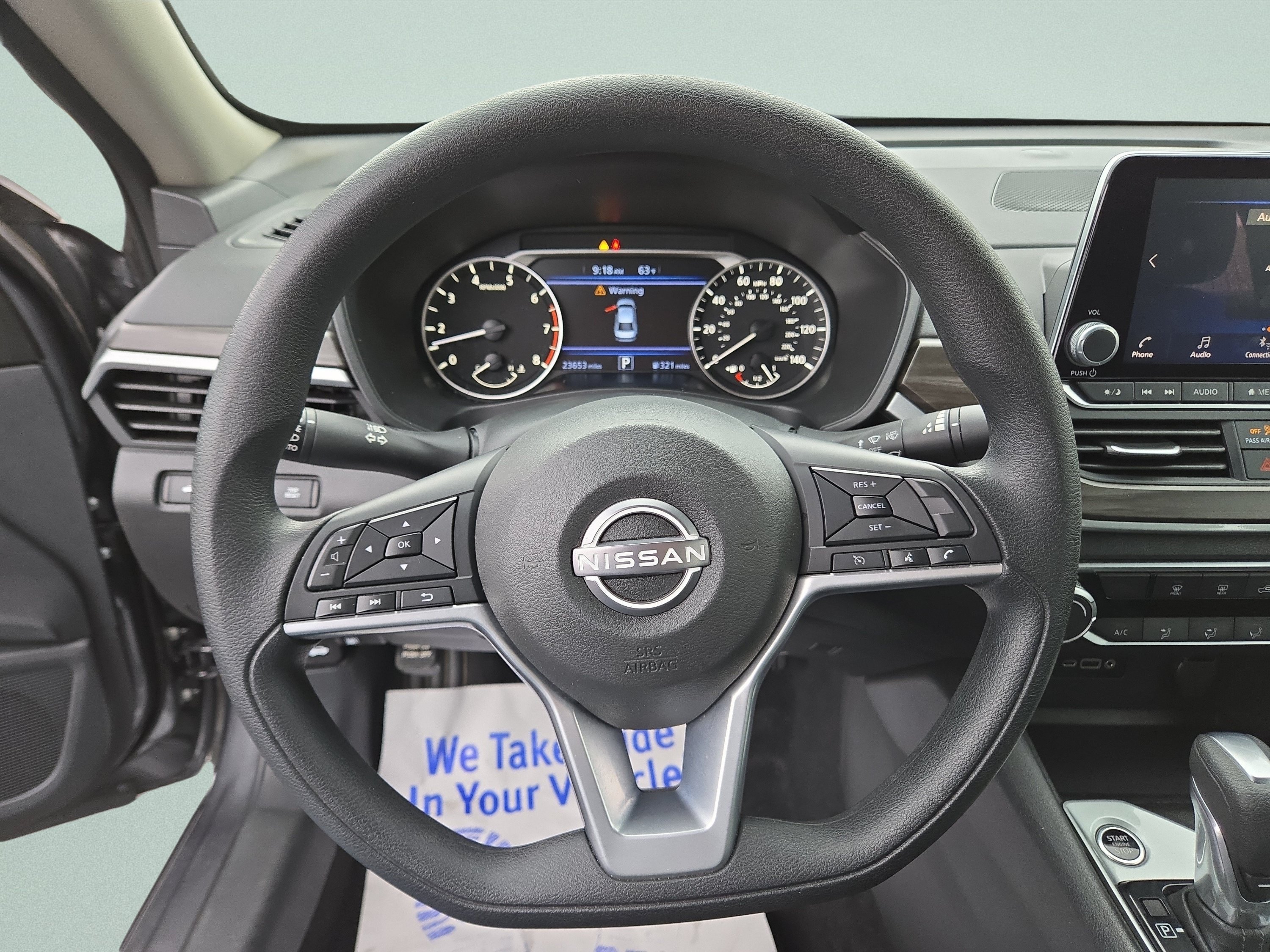 Used 2025 Nissan Altima 2.5 SV FWD image 14
