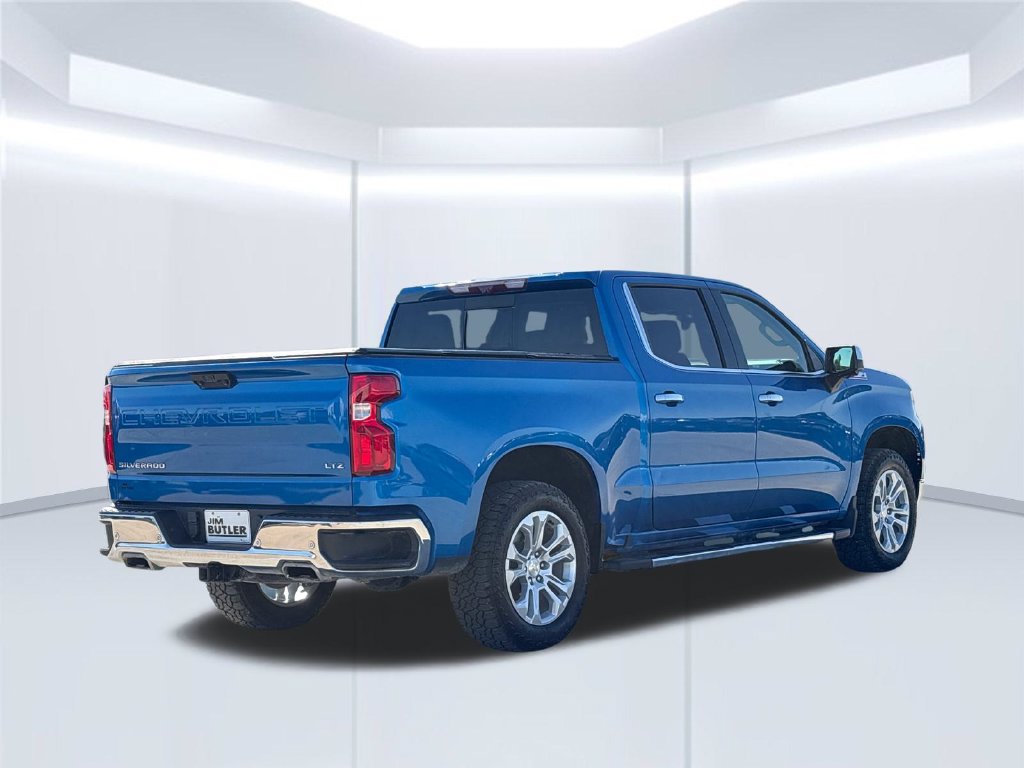Used 2022 Chevrolet Silverado 1500 LTZ w/ Technology Package AWD/4WD image 8