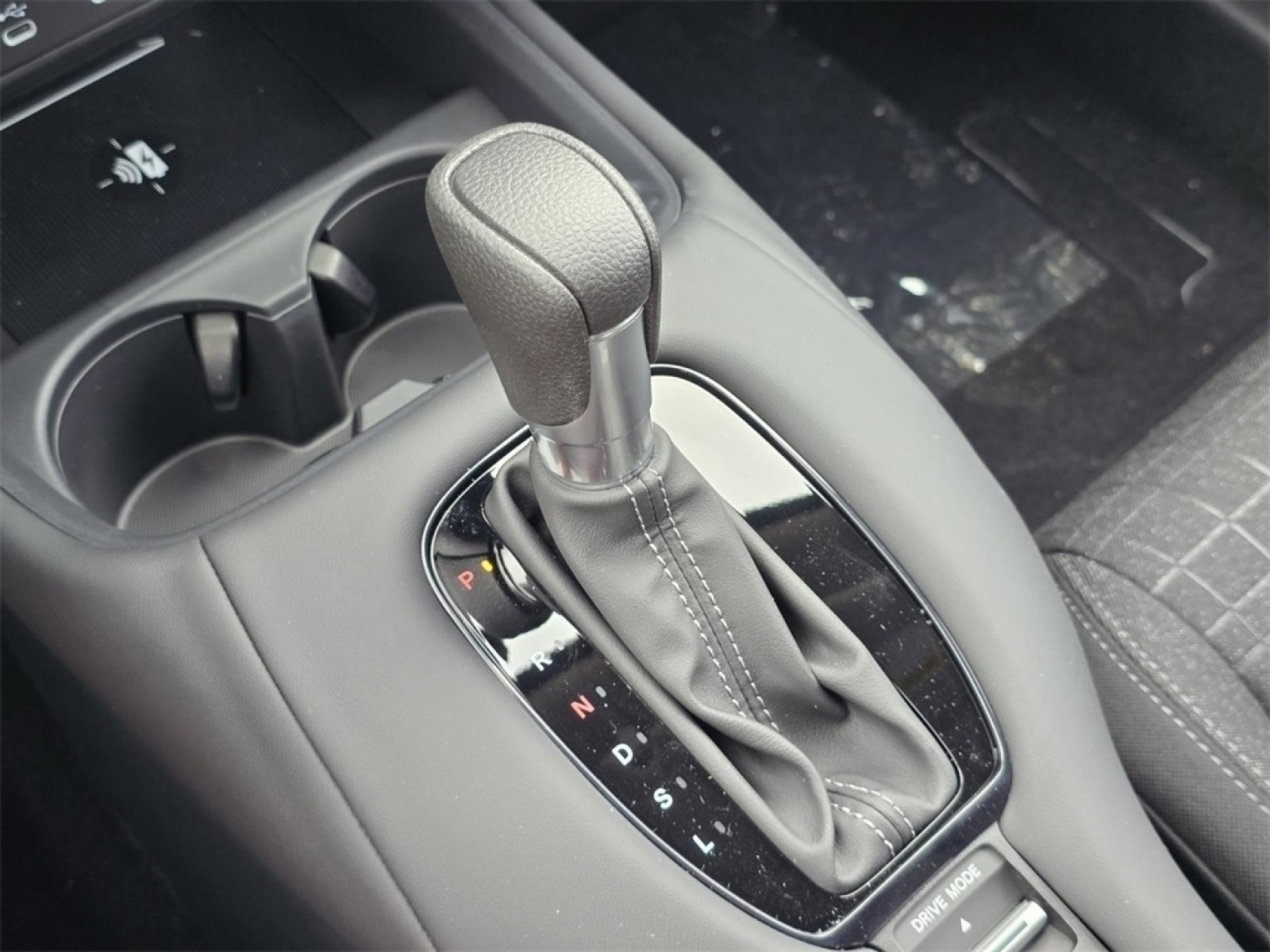 New 2026 Honda HR-V LX image 31