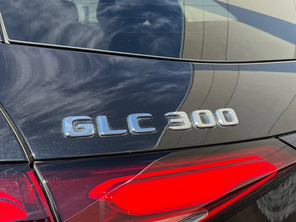 Used 2023 Mercedes-Benz GLC 300 4MATIC image 30