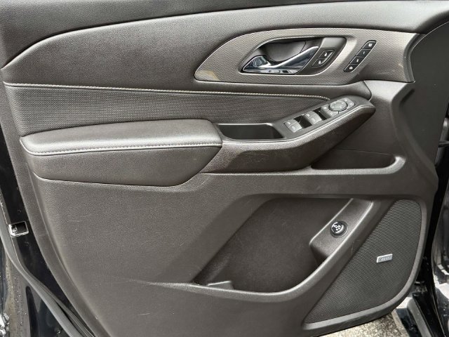 Used 2023 Chevrolet Traverse Premier w/ Redline Edition FWD image 20