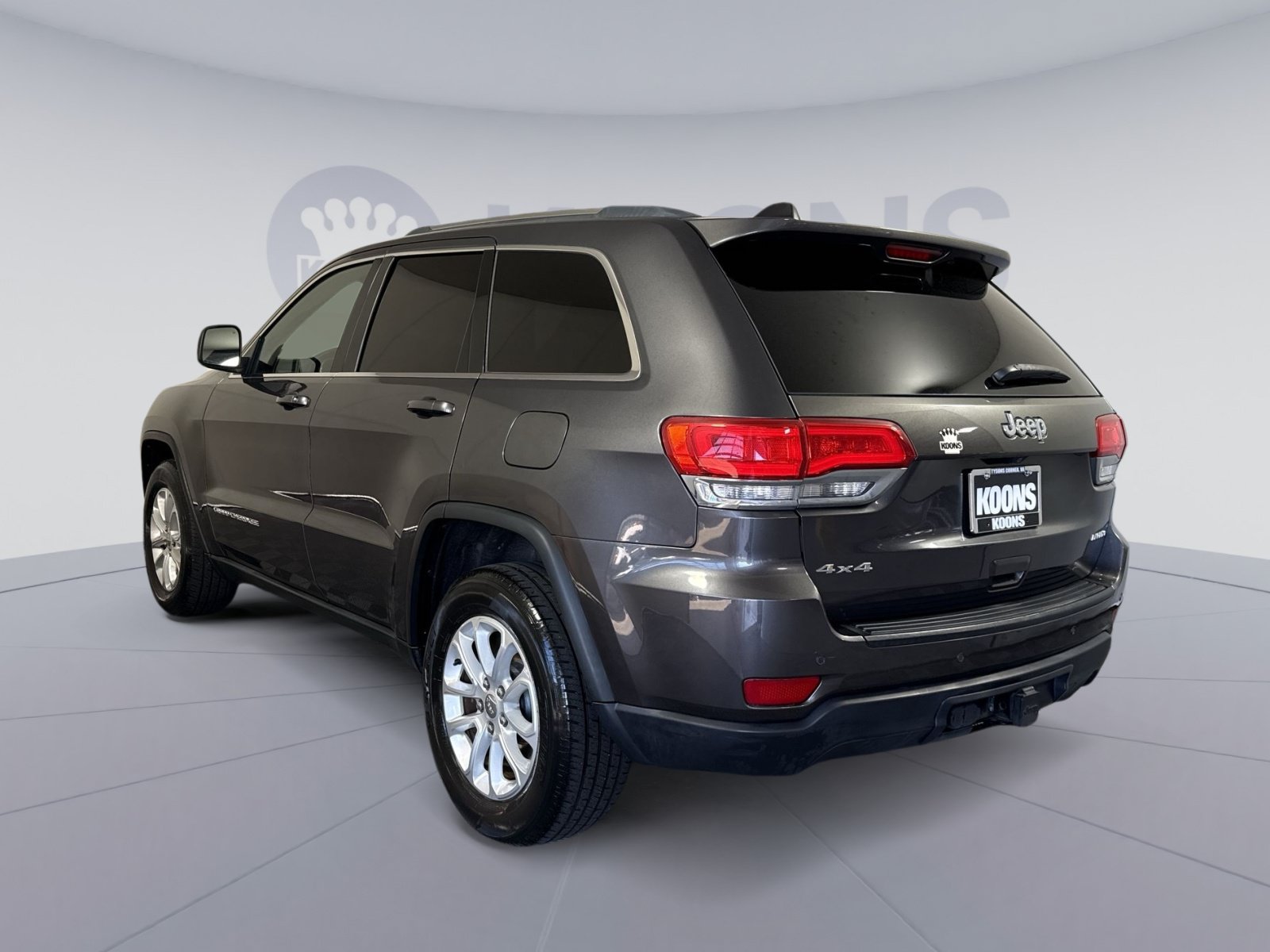 Used 2016 Jeep Grand Cherokee Laredo w/ Quick Order Package 23E AWD/4WD image 4