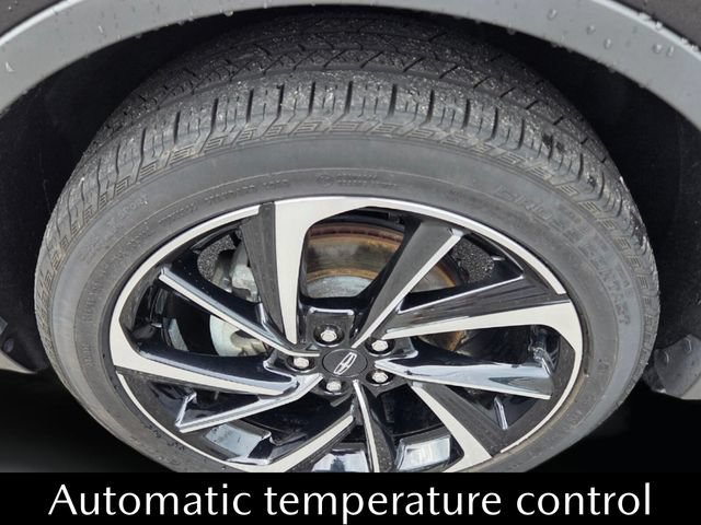 Used 2024 Lincoln Corsair Reserve FWD image 20