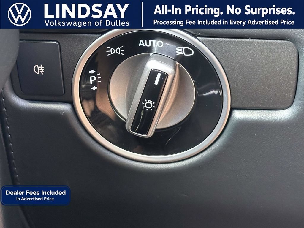Used 2015 Mercedes-Benz G 63 AMG 4MATIC image 23
