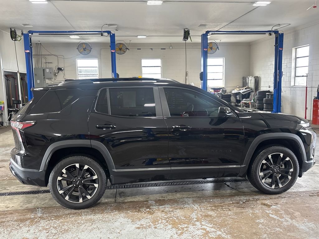 Used 2025 Chevrolet Equinox RS w/ Safety and Technology Package image 12