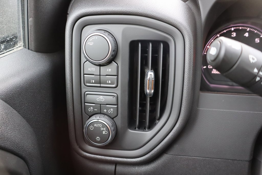 New 2026 Chevrolet Silverado 1500 Custom Trail Boss w/ LPO, Dark Essentials Package image 8