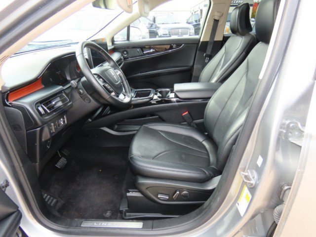 Certified 2022 Lincoln Nautilus Reserve w/ Luxury Package image 25