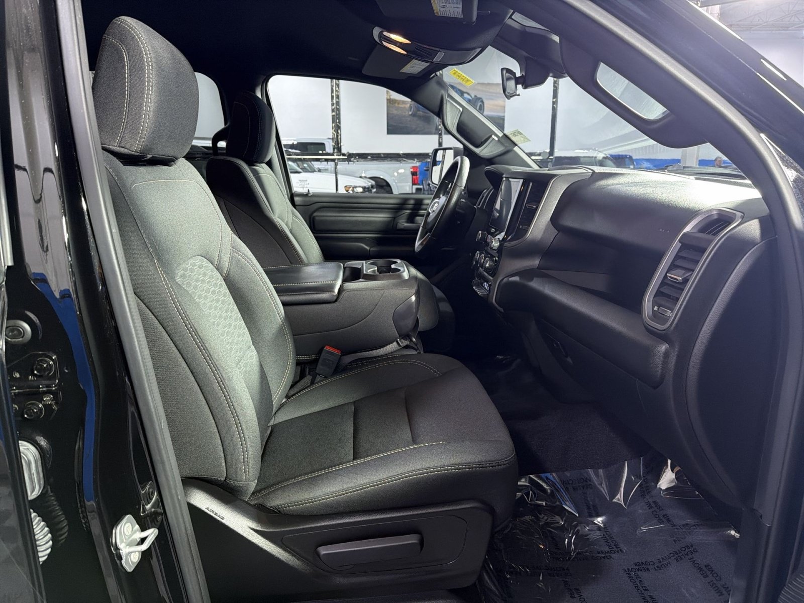 Used 2025 RAM 1500 Tradesman w/ Night Edition AWD/4WD image 26