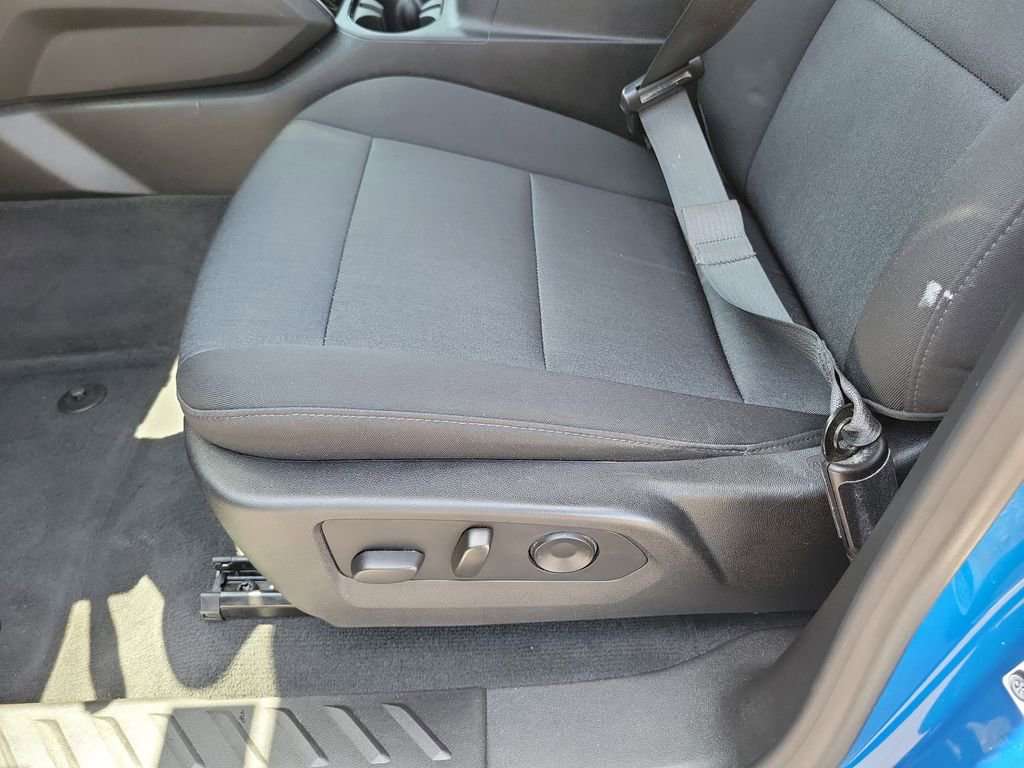 Used 2023 Chevrolet Colorado Trail Boss w/ LPO, Dark Essentials Package AWD/4WD image 15