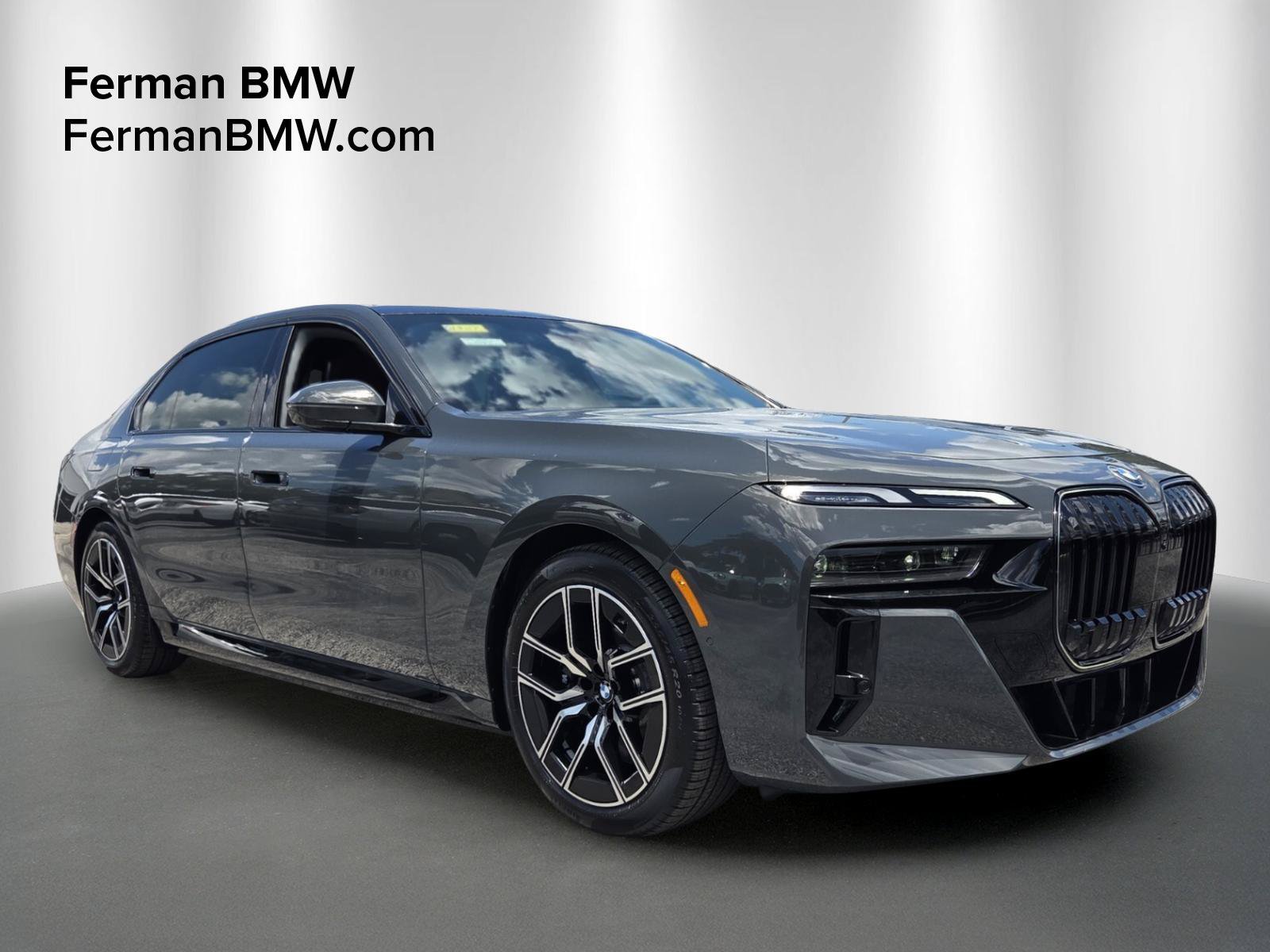 New 2026 BMW 750e xDrive w/ Premium Package AWD/4WD image 1