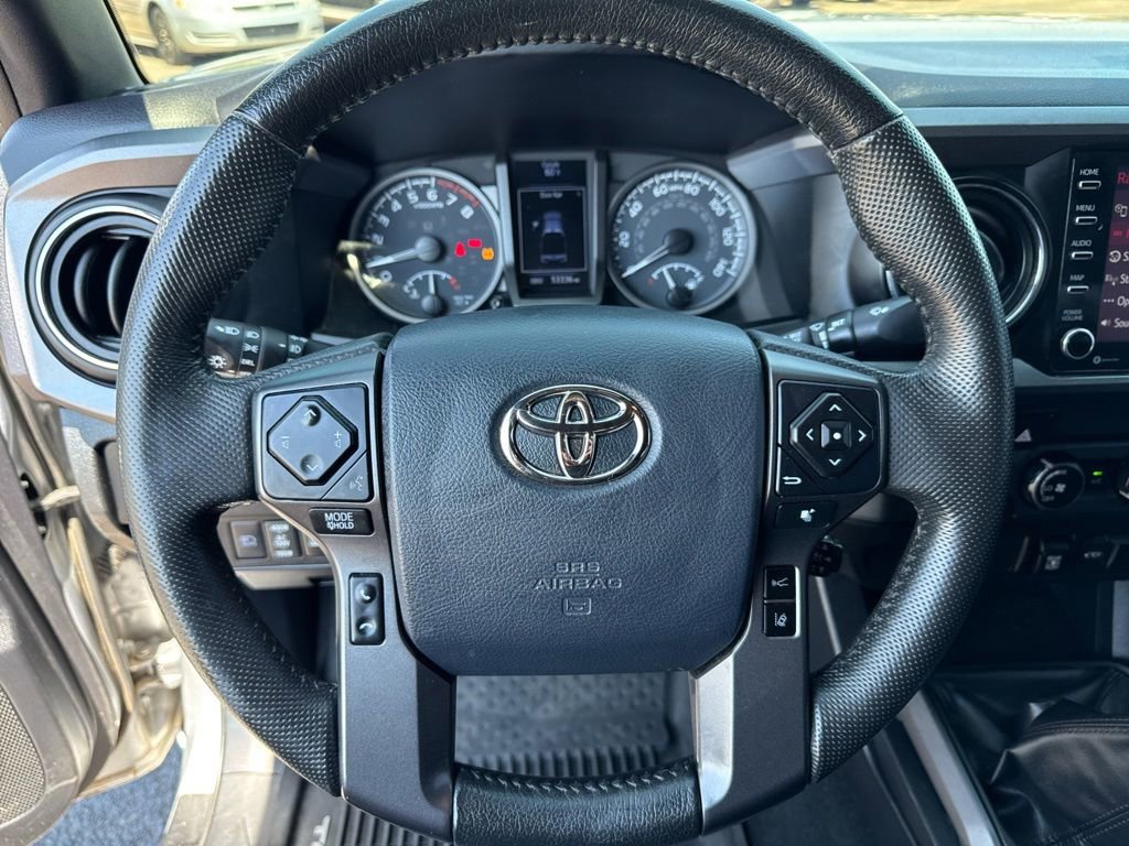 Used 2020 Toyota Tacoma TRD Off-Road AWD/4WD image 8
