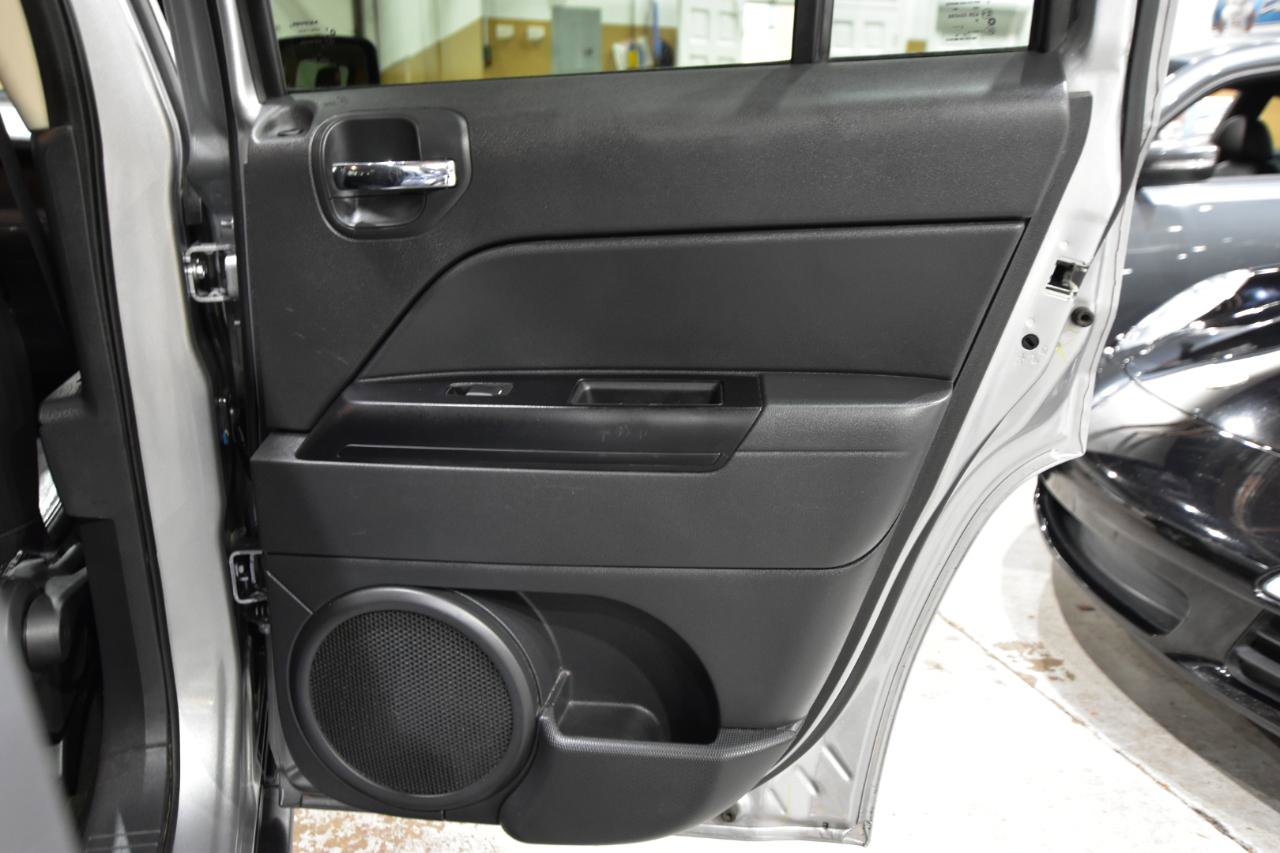 Used 2017 Jeep Patriot High Altitude image 29