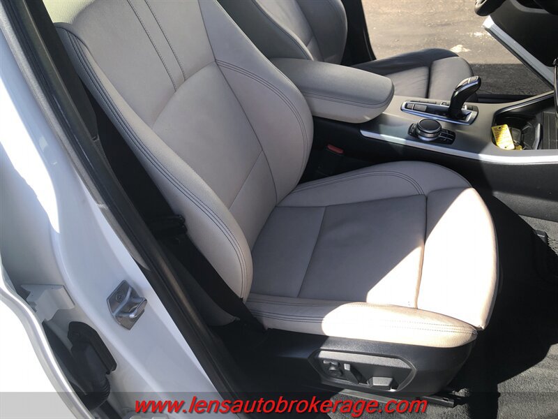 Used 2017 BMW X3 xDrive28i AWD/4WD image 24