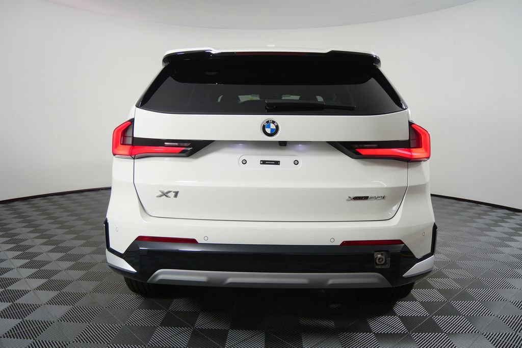 Used 2026 BMW X1 xDrive28i w/ Convenience Package image 4