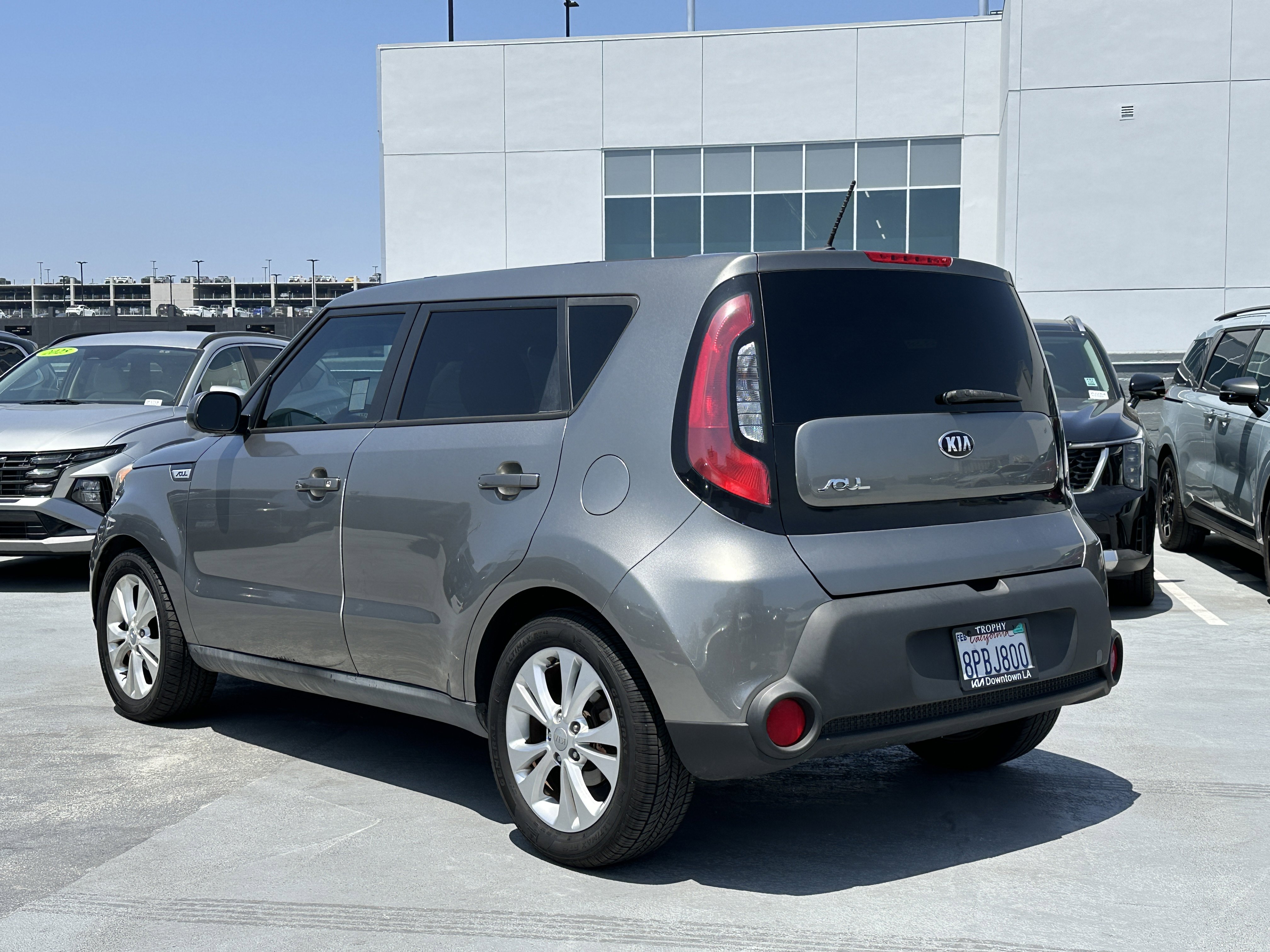 Used 2015 Kia Soul + FWD image 4